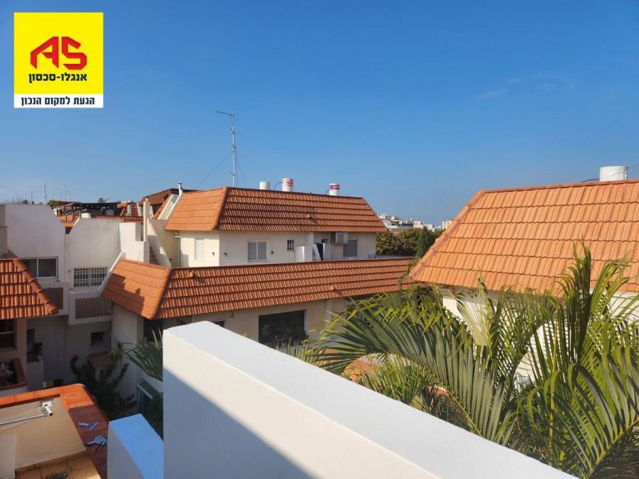 דירת גג למכירה בהרצליה